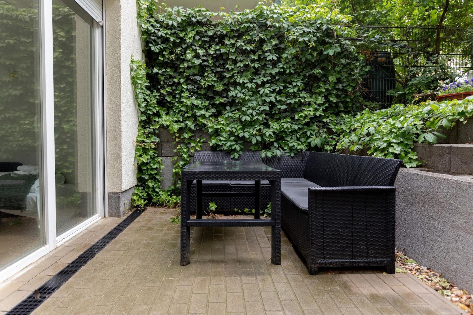 Global Living - Design Apartment I Central I Beamer I Kitchen I Terrace I Berlin Exterior photo