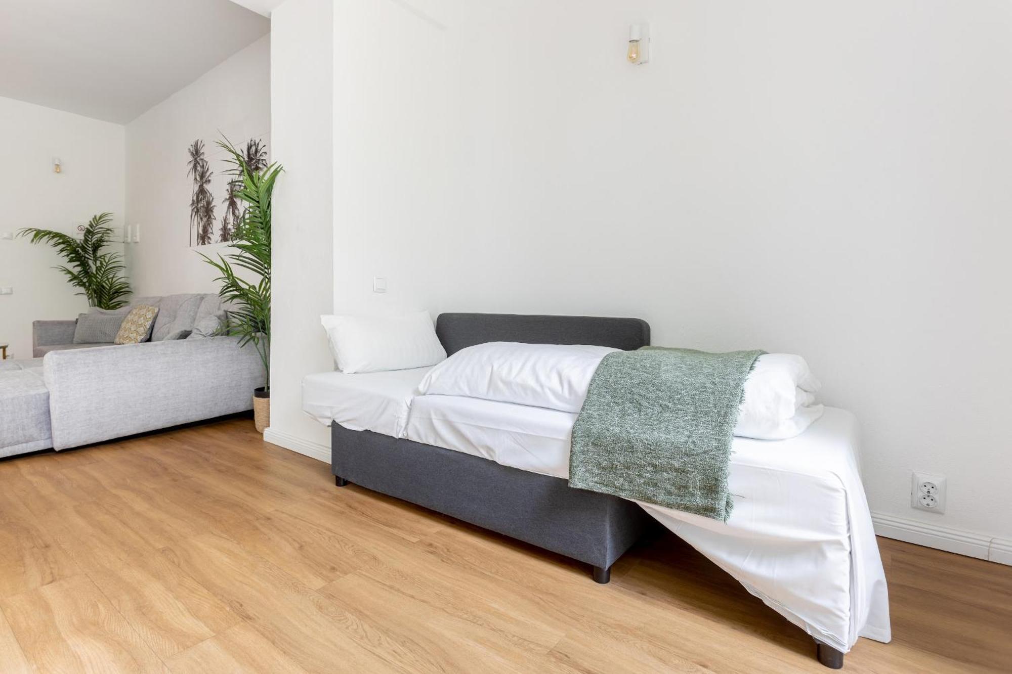 Global Living - Design Apartment I Central I Beamer I Kitchen I Terrace I Berlin Exterior photo