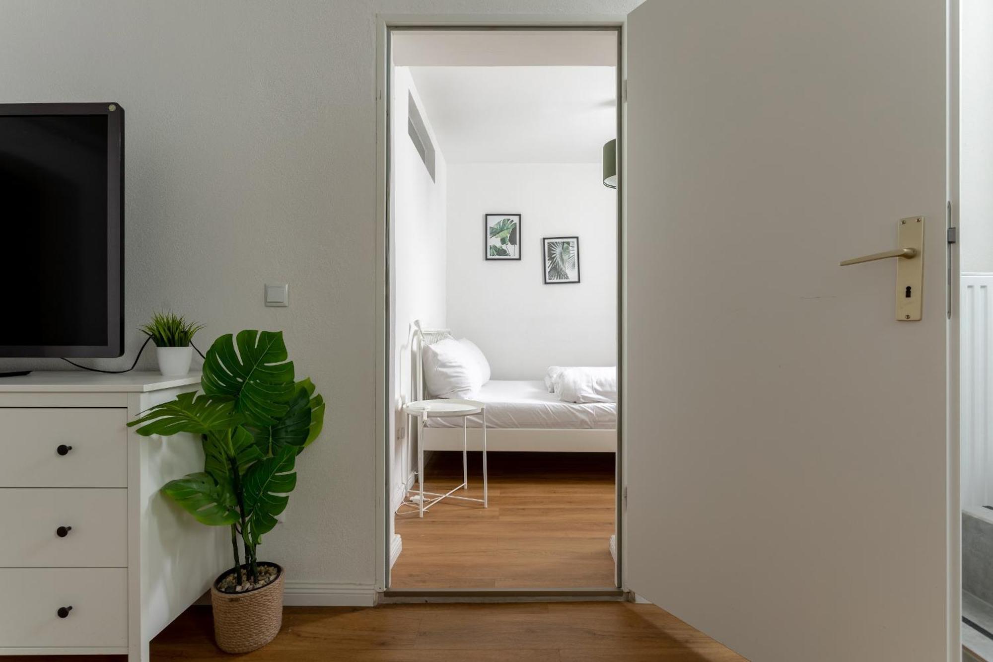Global Living - Design Apartment I Central I Beamer I Kitchen I Terrace I Berlin Exterior photo